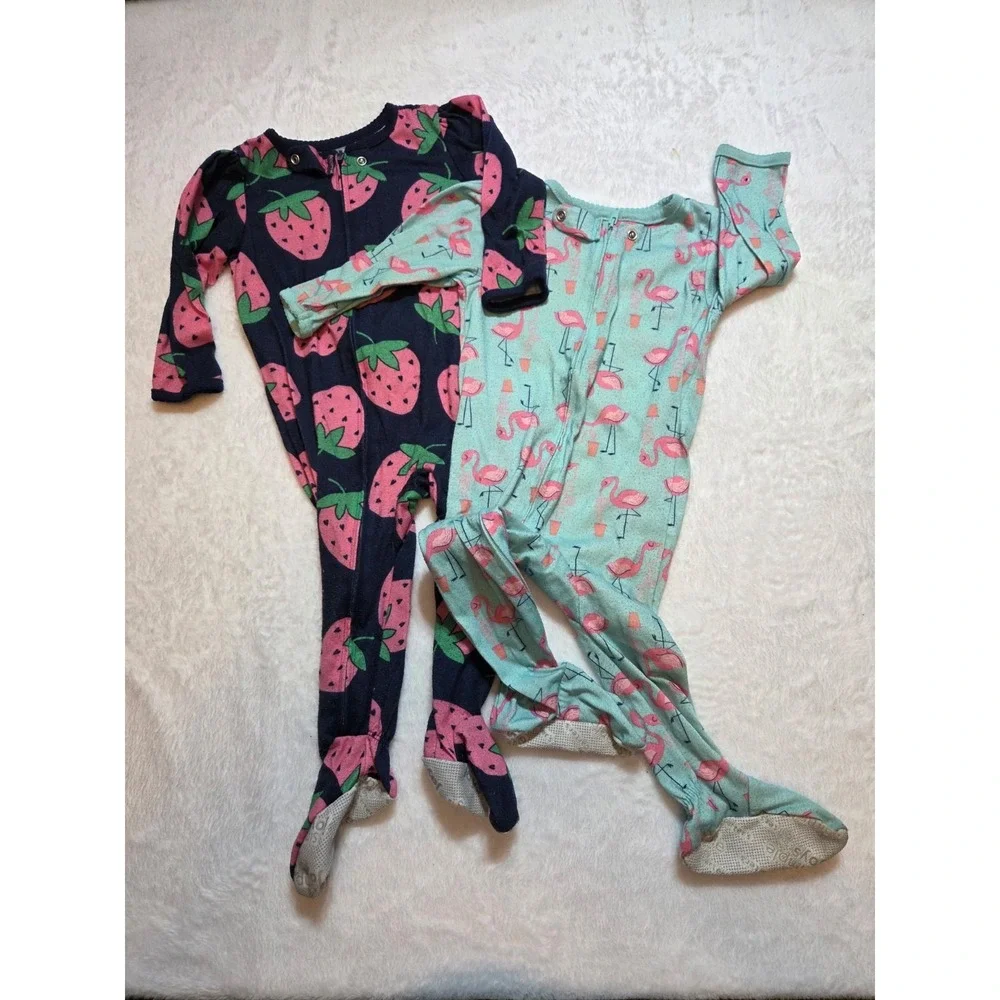 M345 Simple Joys by Carter's Baby Girls 12M 2 Pc Sleeper Lot Strawberry Flamingo